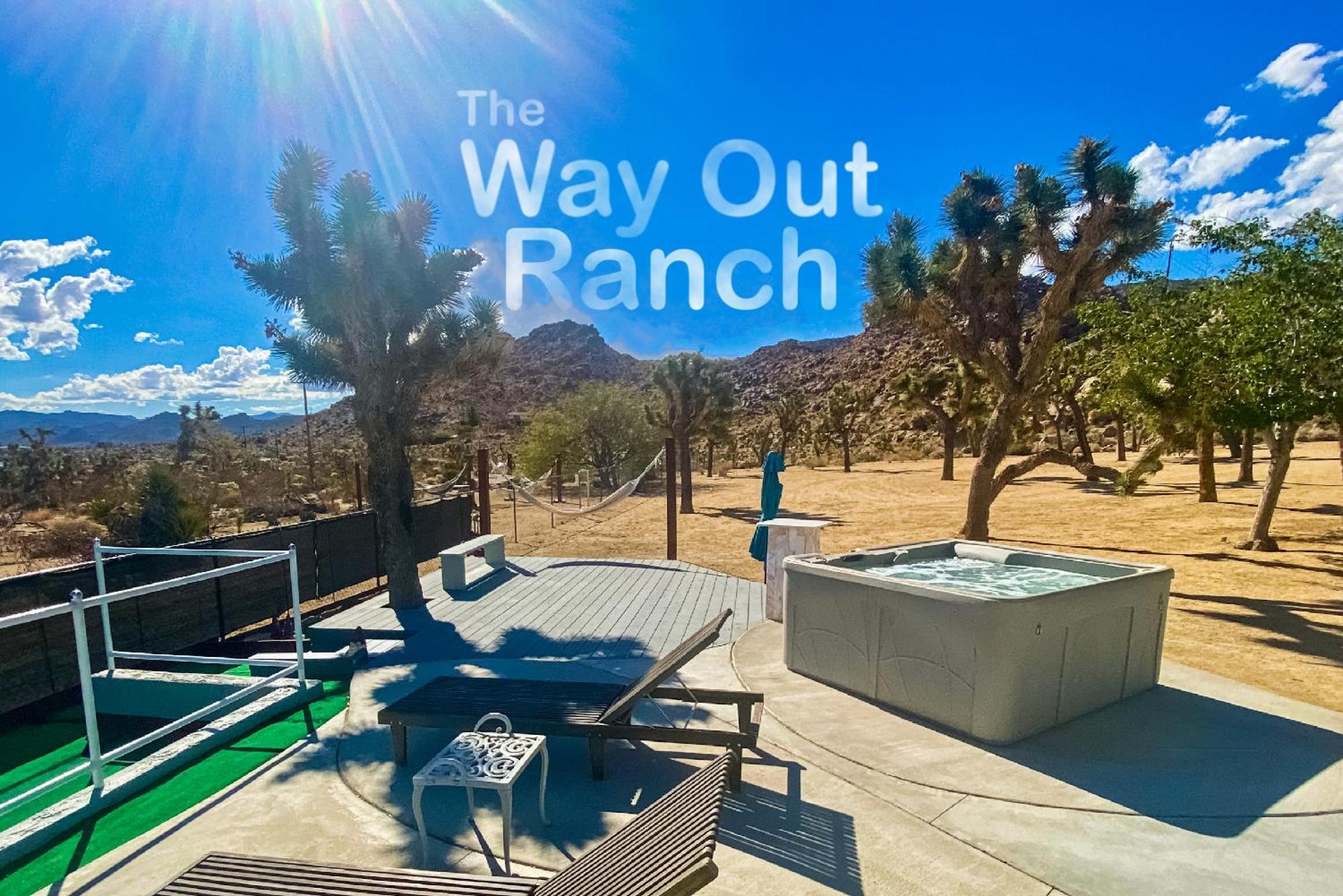 Epic Views, Huge House, Acres Of J-Trees To Explore, Hot Tub, Pool, Ac, And Mini-Golf Joshua Tree Luaran gambar