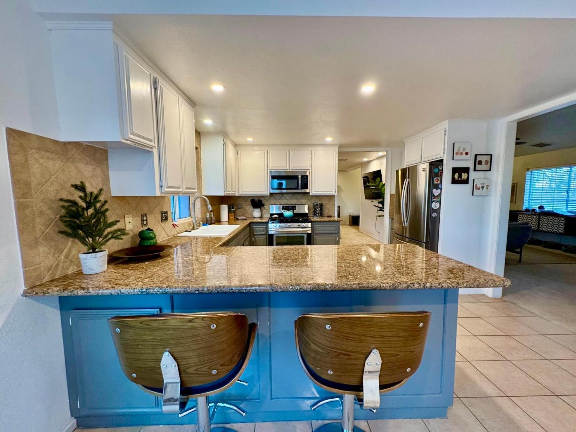Epic Views, Huge House, Acres Of J-Trees To Explore, Hot Tub, Pool, Ac, And Mini-Golf Joshua Tree Luaran gambar